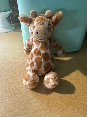 Jellycat Bashful 8inch Giraffe Plush Toy